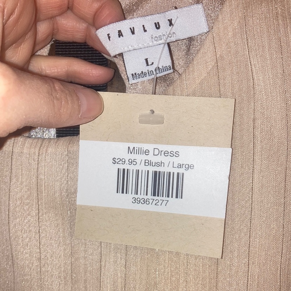 FAVLUX Elegant Cream Ruffle Backless Dress Size Large - Picture 3 of 11